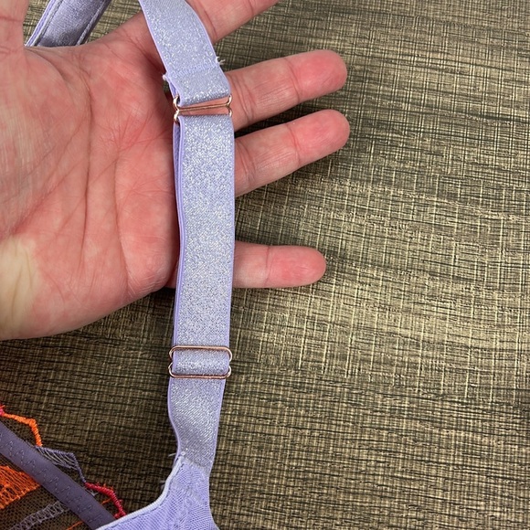 Savage Fenty Lace Underwire Bra in Lavender with Embroidered Stars - Picture 3 of 4